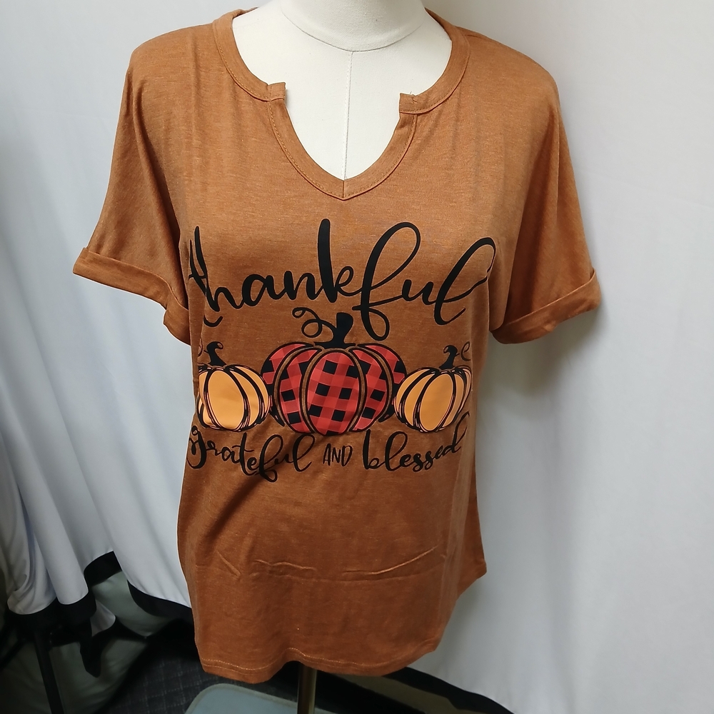 Women's Thankful Graphic Tee - Brown